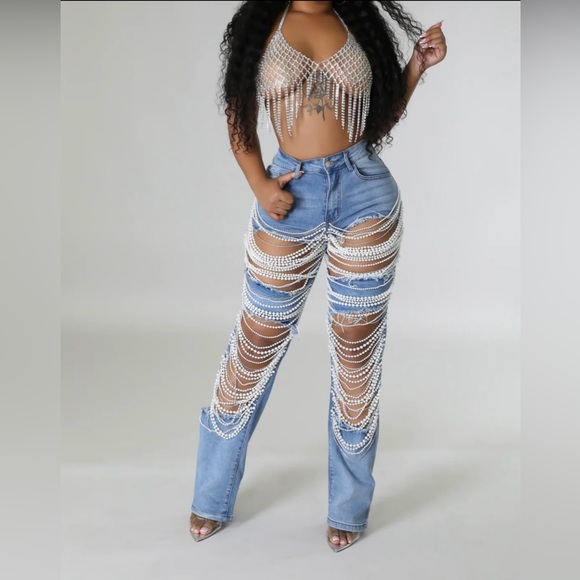 Distressed jeans - Picture 2 of 3